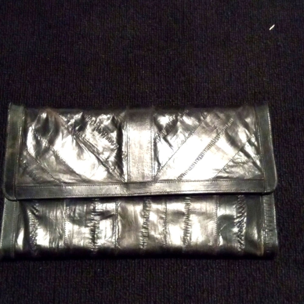Y2K Eel Skin Clutch